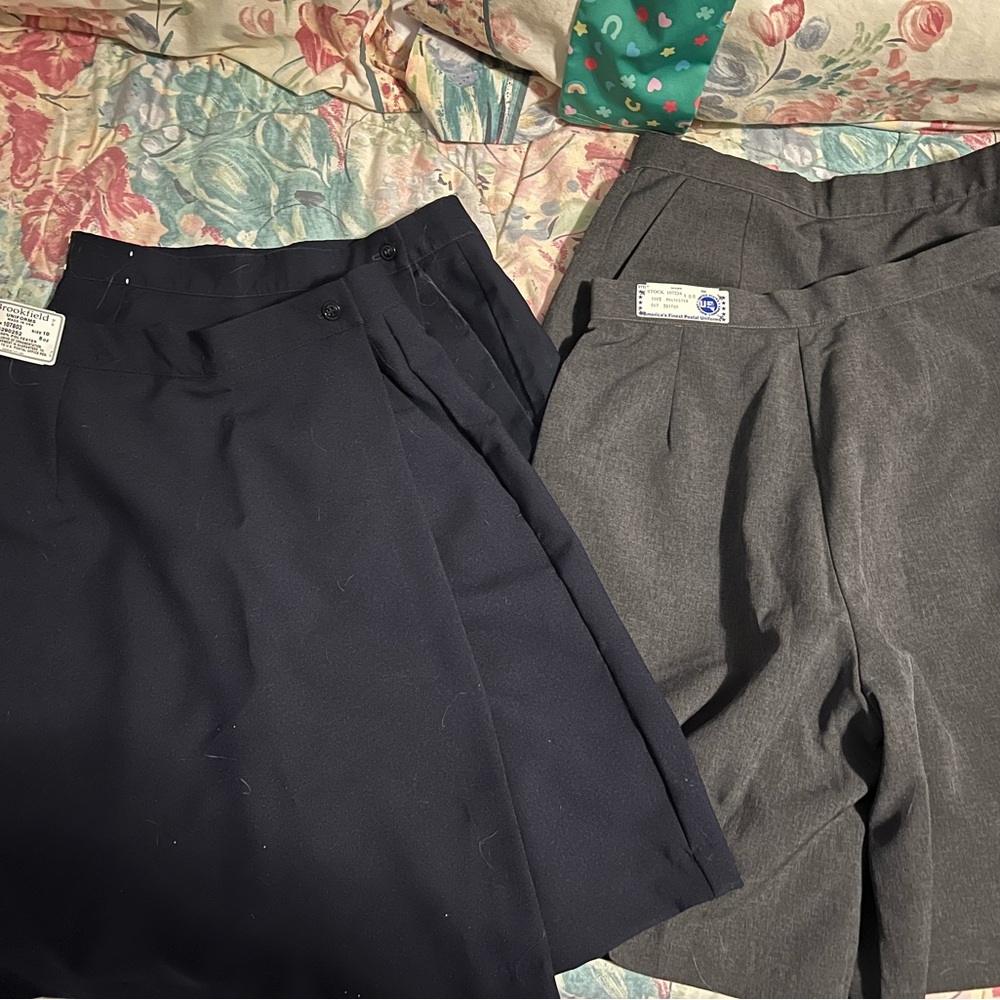 Ladies USPS retail clerk postal uniform skirt NWT grey skort.   Size 10